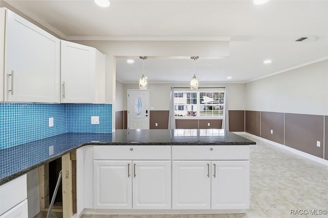 547 NW 9th Avenue, Crystal River, FL 34428