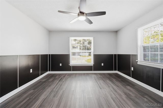 547 NW 9th Avenue, Crystal River, FL 34428