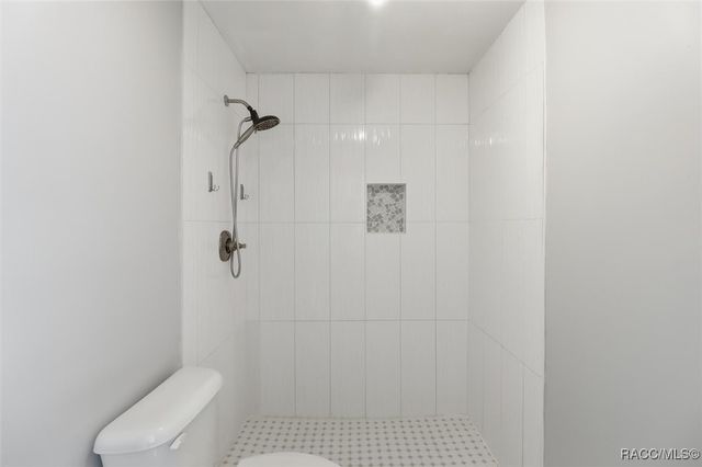 547 NW 9th Avenue, Crystal River, FL 34428