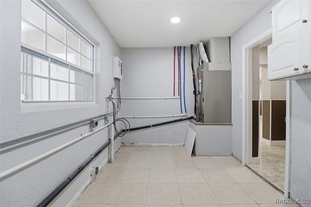 547 NW 9th Avenue, Crystal River, FL 34428