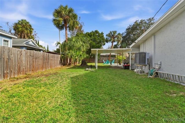 547 NW 9th Avenue, Crystal River, FL 34428