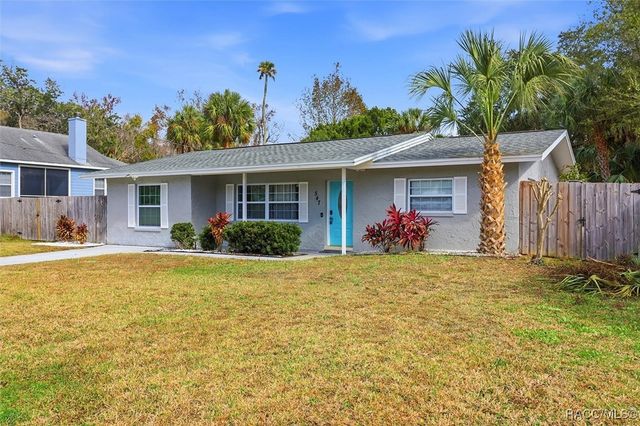 547 NW 9th Avenue, Crystal River, FL 34428