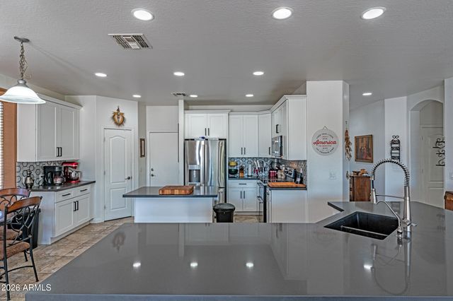 22009 E Calle De Flores --, Queen Creek, AZ 85142