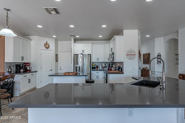 22009 E Calle De Flores --, Queen Creek, AZ 85142