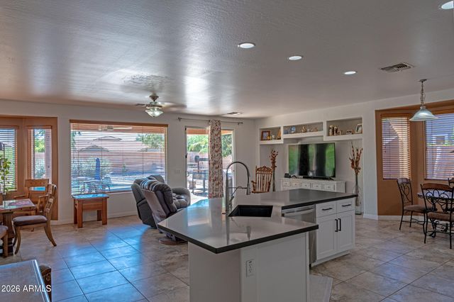 22009 E Calle De Flores --, Queen Creek, AZ 85142
