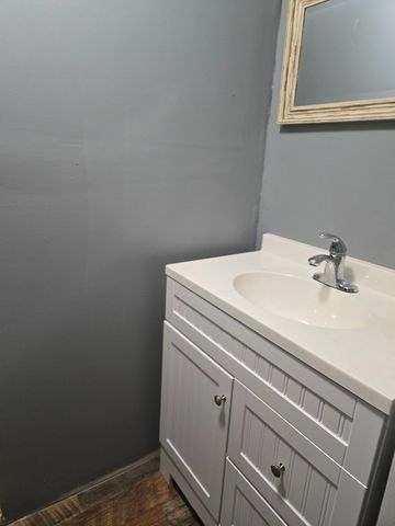 16517 Plainview Drive, Markham, IL 60428