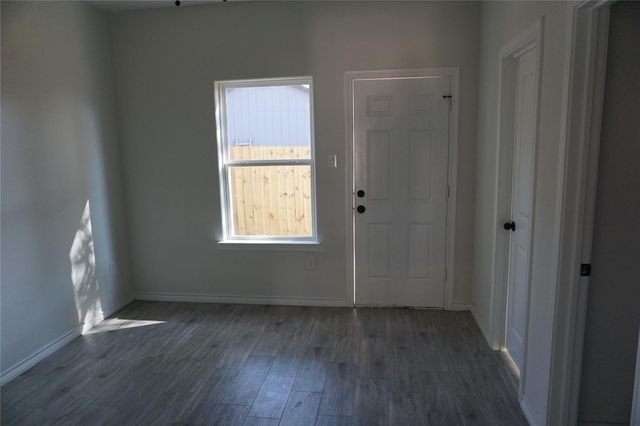 10090 Calendar Street, Willis, TX 77318