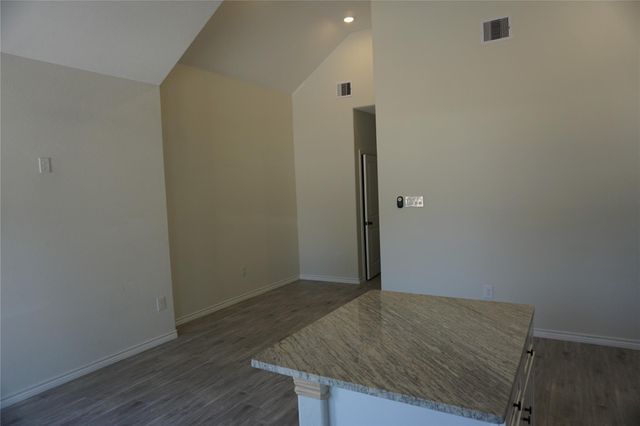 10090 Calendar Street, Willis, TX 77318