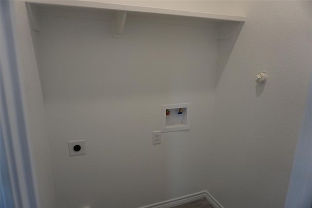 10090 Calendar Street, Willis, TX 77318