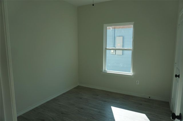 10090 Calendar Street, Willis, TX 77318