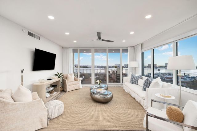 320 Harbor Boulevard A305, Destin, FL 32541