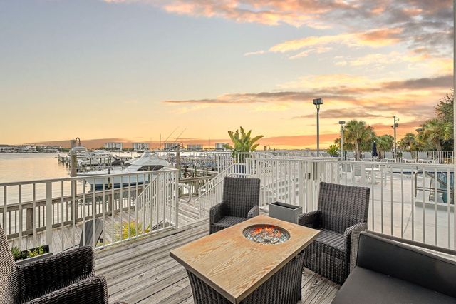 320 Harbor Boulevard A305, Destin, FL 32541