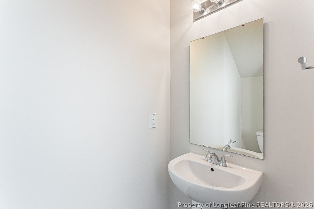 5128 Tyndall Drive, Sanford, NC 27330 — photo 8