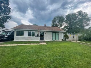 26W283 North Avenue, Carol Stream, IL 60188