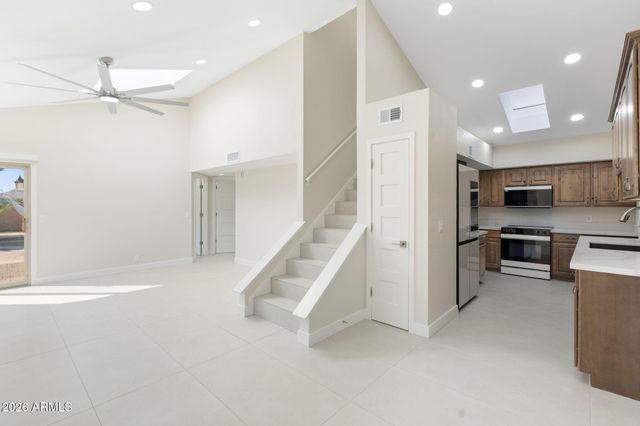 1645 E VILLA MARIA Drive, Phoenix, AZ 85022