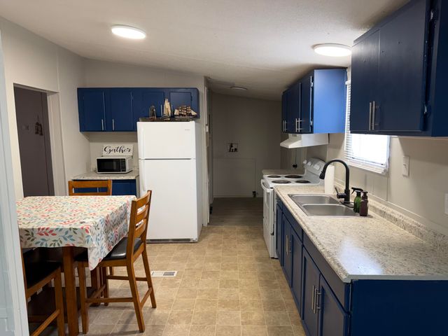 6862 Moses Dingle Road, Manning, SC 29102