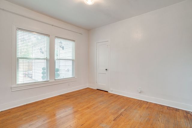 5613 Pershing Avenue, Fort Worth, TX 76107