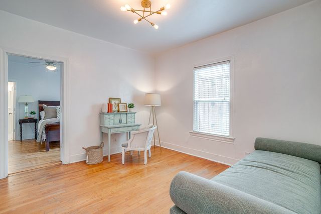5613 Pershing Avenue, Fort Worth, TX 76107