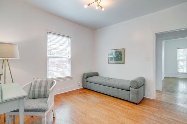 5613 Pershing Avenue, Fort Worth, TX 76107