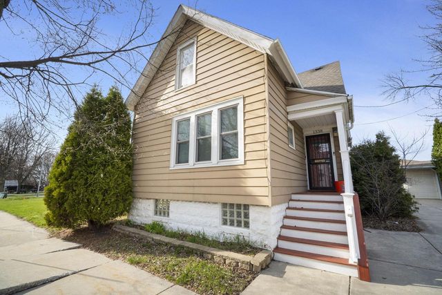 1338 W Brown STREET, Milwaukee, WI 53205