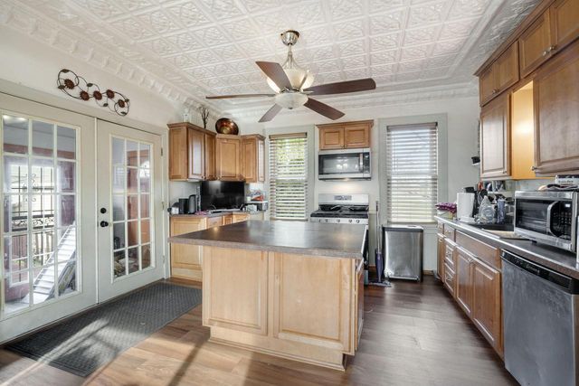 1338 W Brown STREET, Milwaukee, WI 53205