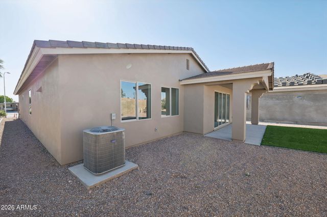 2249 N Shannon Way, Mesa, AZ 85215