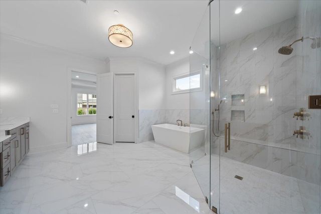 9170 OLD GREEN LN, Germantown, TN 38138