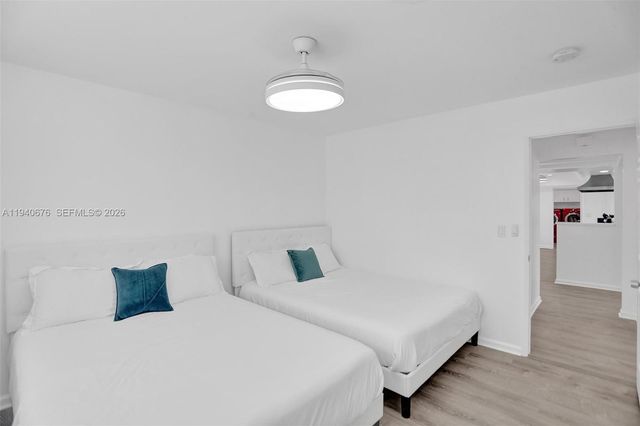 2827 Arthur St, Hollywood, FL 33020