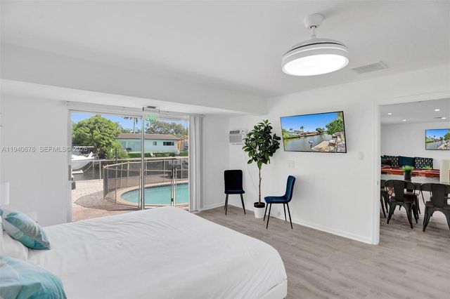 2827 Arthur St, Hollywood, FL 33020