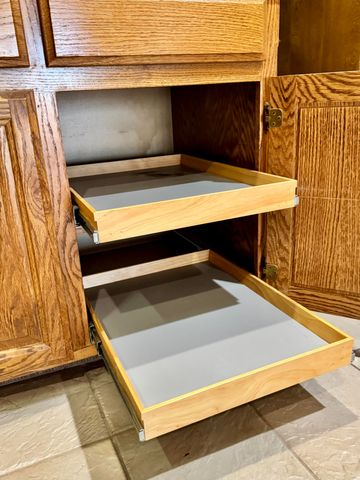 2524 S Overhill Avenue, Springfield, MO 65807