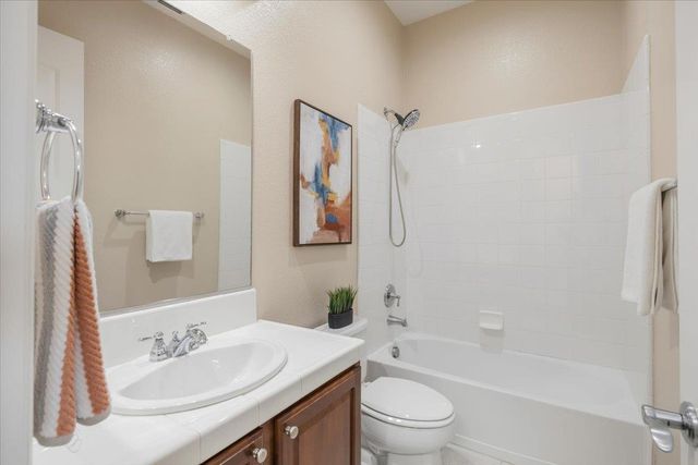 4706 Cattalo Way, Roseville, CA 95747