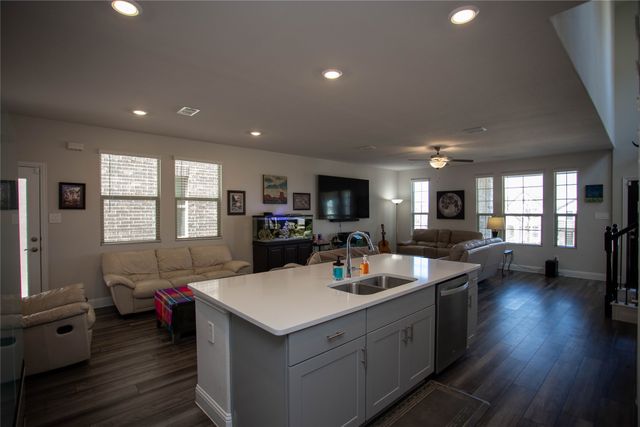 2653 Kings Canyon Mews, Corinth, TX 76210