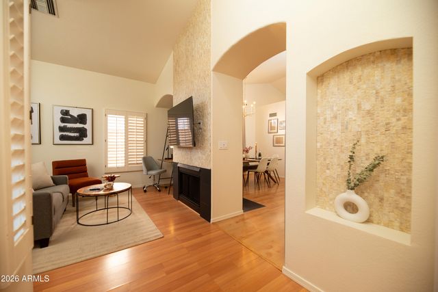 4117 E GLENHAVEN Drive, Phoenix, AZ 85048