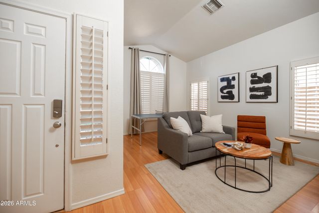 4117 E GLENHAVEN Drive, Phoenix, AZ 85048