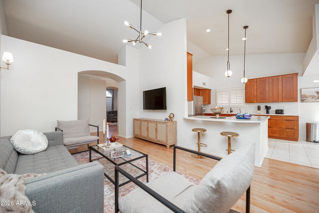 4117 E GLENHAVEN Drive, Phoenix, AZ 85048