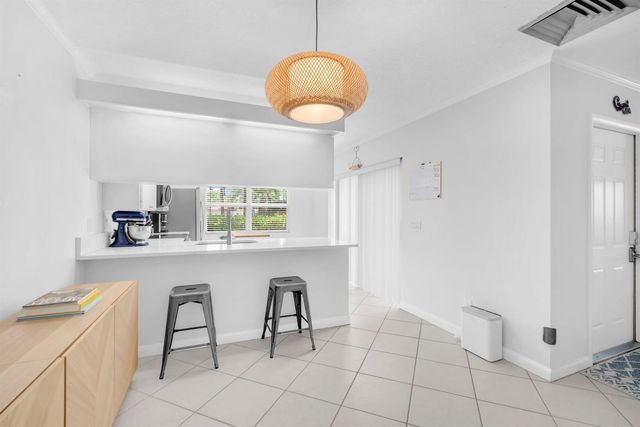 1805 Middleton Way, West Palm Beach, FL 33409