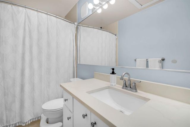 1805 Middleton Way, West Palm Beach, FL 33409