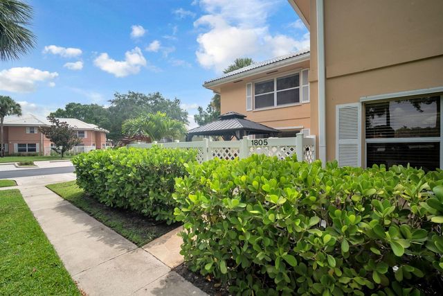 1805 Middleton Way, West Palm Beach, FL 33409