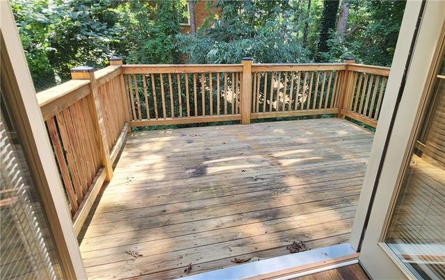 492 Pearl Cove Court, Sandy Springs, GA 30350