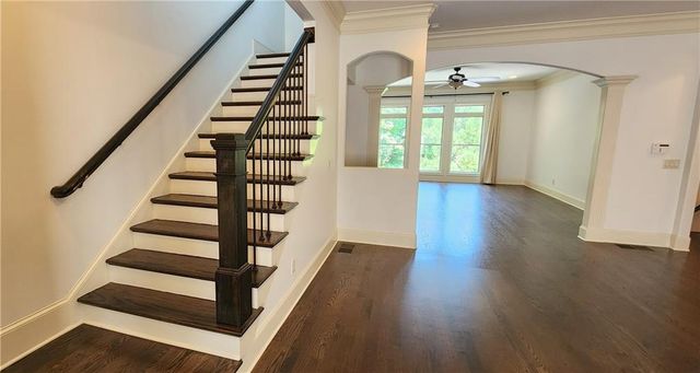 492 Pearl Cove Court, Sandy Springs, GA 30350