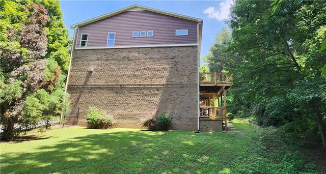 492 Pearl Cove Court, Sandy Springs, GA 30350