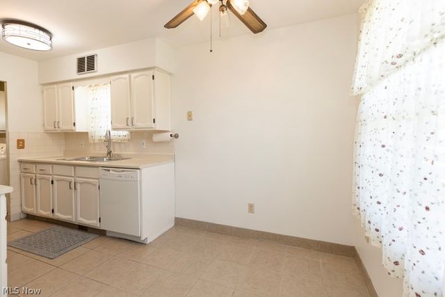 520 Ironwood Court, Elyria, OH 44035