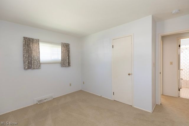 520 Ironwood Court, Elyria, OH 44035