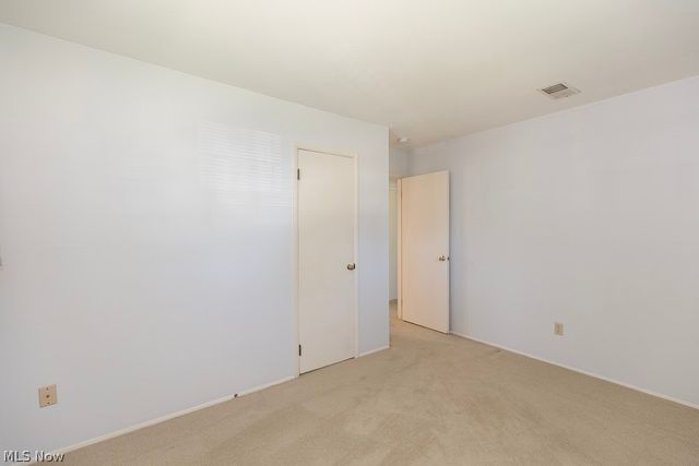520 Ironwood Court, Elyria, OH 44035