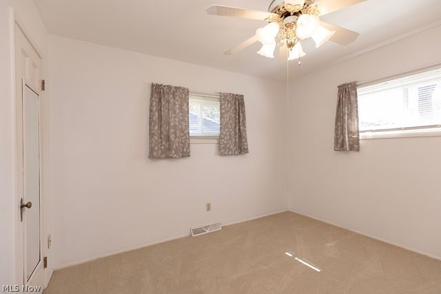 520 Ironwood Court, Elyria, OH 44035