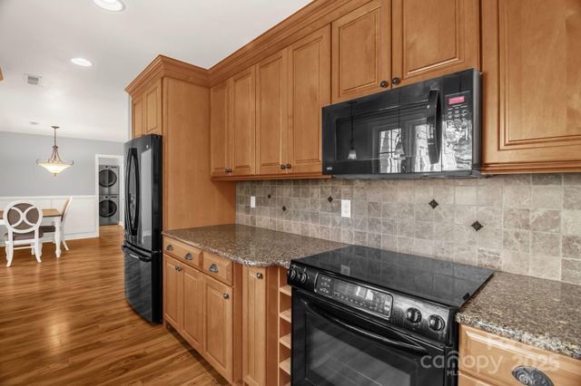 438 Valley meade Drive 43, Kernersville, NC 27284