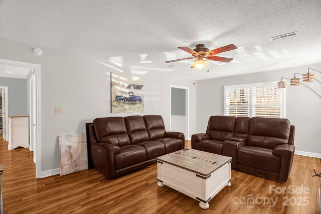 438 Valley meade Drive 43, Kernersville, NC 27284