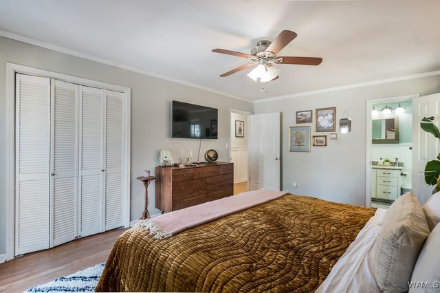 5328 Northwood Lake Dr W, Northport, AL 35473