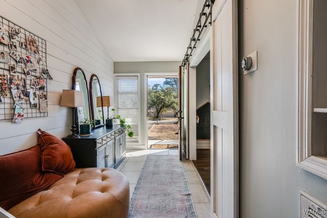 5328 Northwood Lake Dr W, Northport, AL 35473