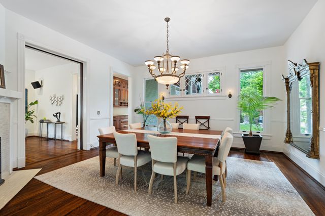 1015 Clifton Ln, Nashville, TN 37204